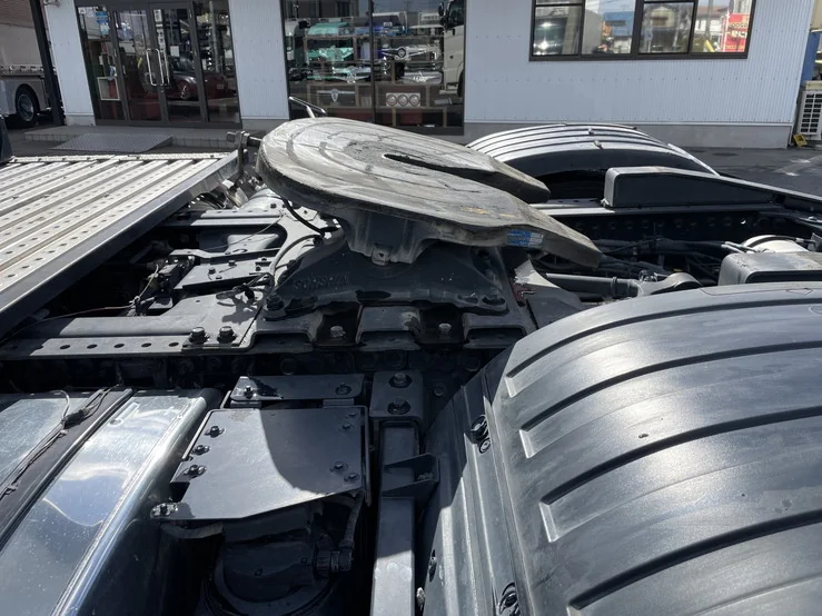 車両画像 17: 令和元年(2019)：日野：17プロフィア：トレーラーヘッド