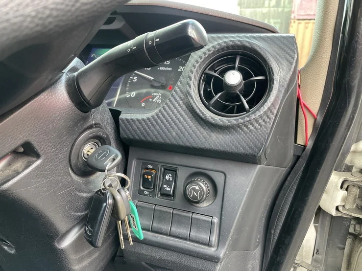 車両画像 29: 令和元年(2019)：日野：17プロフィア：トレーラーヘッド