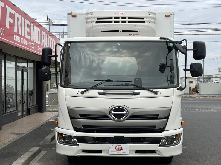 車両画像 2: 令和4年(2022)：日野：17レンジャー：冷凍バン