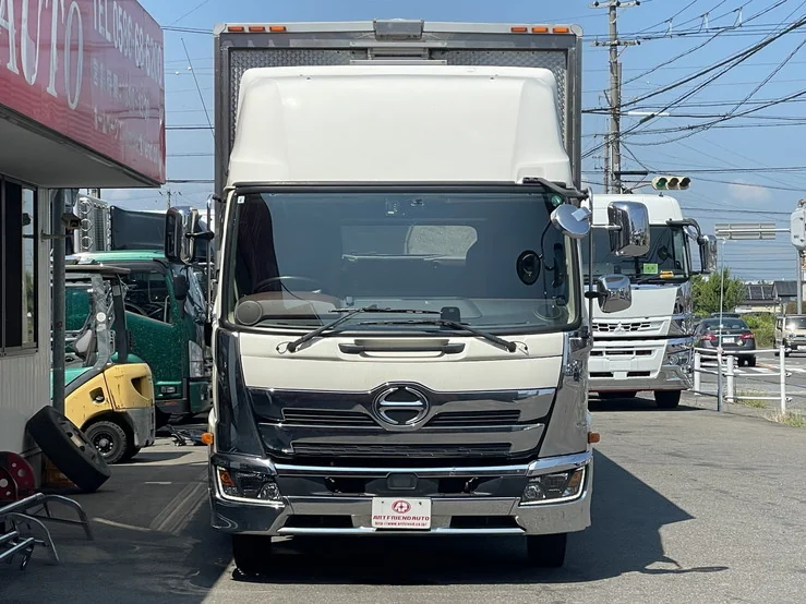 車両画像 2: 令和元年(2019)：日野：17レンジャー：アルミウィング