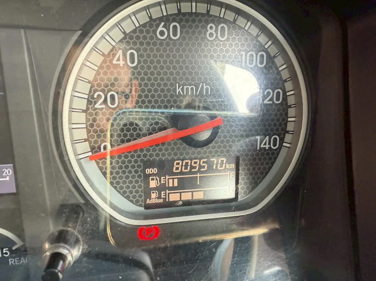 車両画像 25: 平成30年(2018)：いすゞ：ギガ：冷凍ウィング