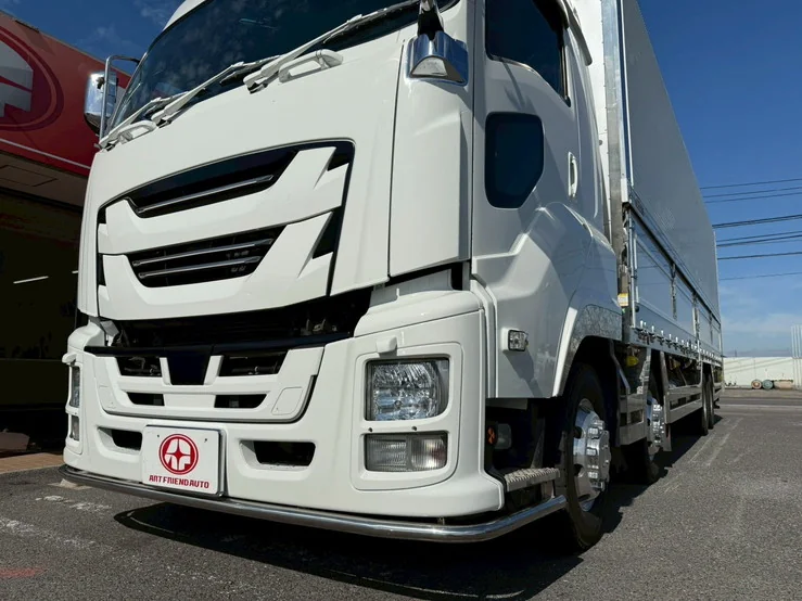 車両画像 26: 平成30年(2018)：いすゞ：ギガ：冷凍ウィング