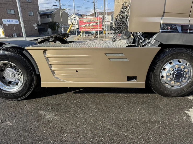 車両画像 13: 平成30年(2018)：日野：プロフィア：トレーラーヘッド