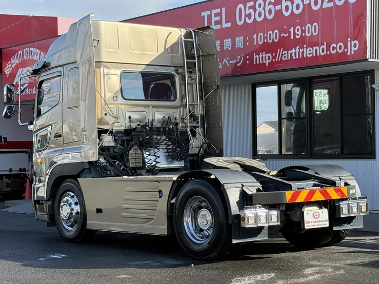 車両画像 4: 平成30年(2018)：日野：プロフィア：トレーラーヘッド
