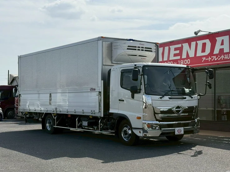 車両画像 8: 令和7年(2025)：日野：17レンジャー：冷凍ウィング