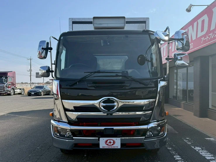 車両画像 2: 令和3年(2021)：日野：17レンジャー：冷凍ウィング