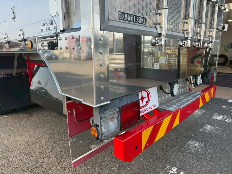 車両画像 35: 令和3年(2021)：日野：17レンジャー：冷凍ウィング