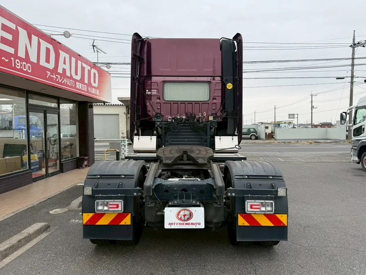 車両画像 5: 令和2年(2020)：日野：17プロフィア：トレーラーヘッド