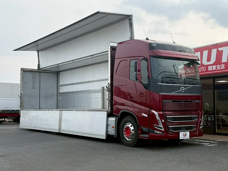 車両画像 12: 令和5年(2023)：VOLVO：FH：アルミウィング