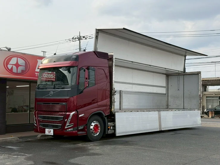 車両画像 9: 令和5年(2023)：VOLVO：FH：アルミウィング
