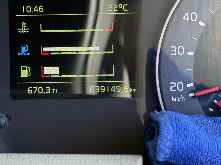 車両画像 28: 平成26年(2014)：VOLVO：FH：トレーラーヘッド