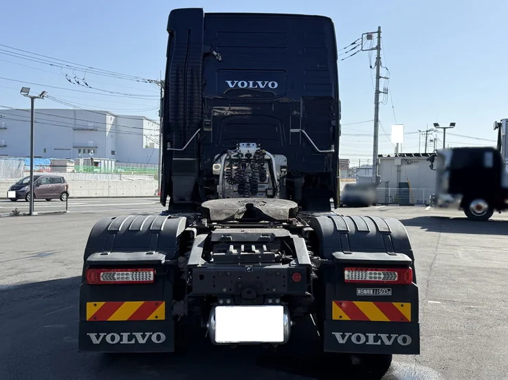 車両画像 5: 平成26年(2014)：VOLVO：FH：トレーラーヘッド