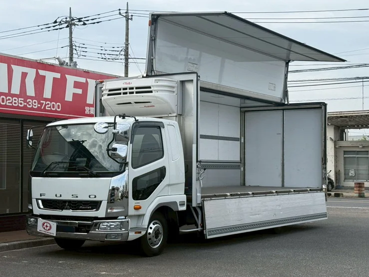車両画像 9: 令和3年(2021)：三菱ふそう：ファイター：冷凍ウィング