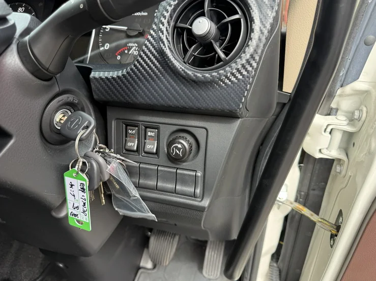 車両画像 23: 令和7年(2025)：日野：17プロフィア：アルミウィング