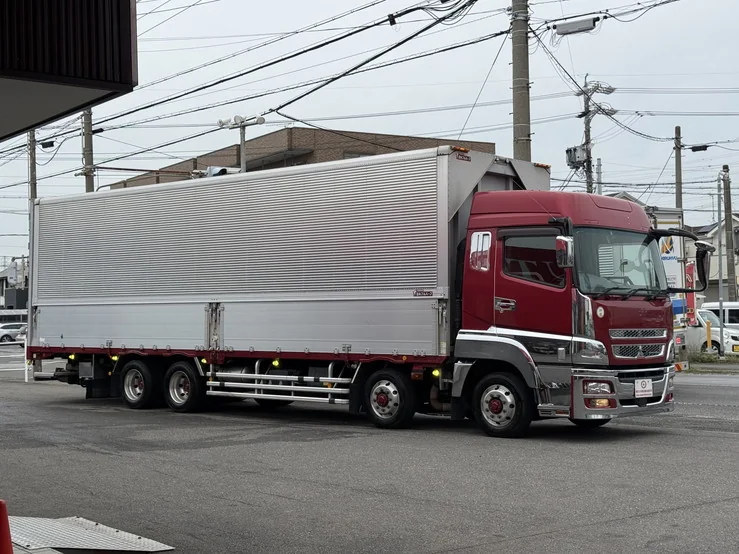 車両画像 8: 平成26年(2014)：三菱ふそう：スーパーグレート：アルミウィング