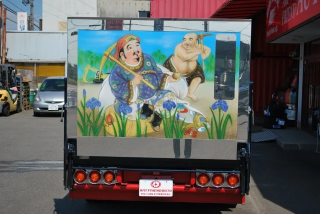 中古トラック・大型トラック・デコトラ販売のオシャレなアートトラック