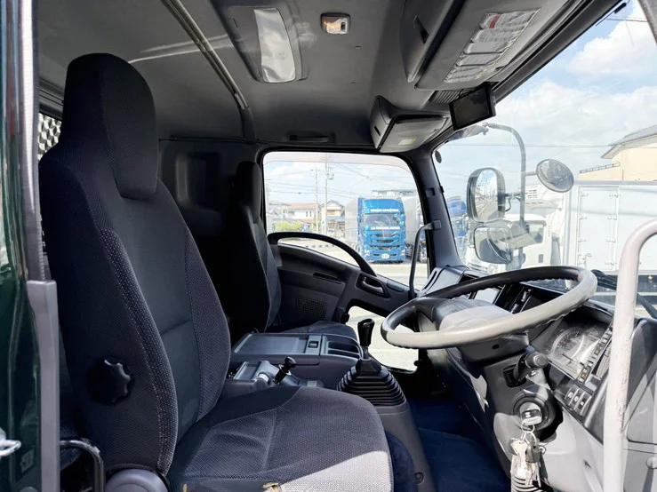 車両画像 20: 令和8年(2026)：いすゞ：フォワード：アルミウィング