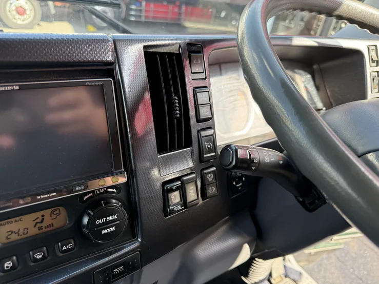 車両画像 23: 令和8年(2026)：いすゞ：フォワード：アルミウィング
