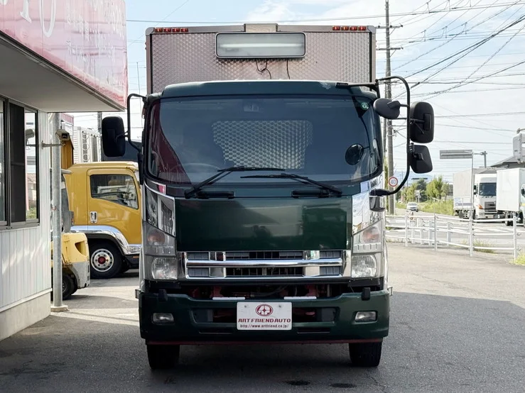 車両画像 2: 令和8年(2026)：いすゞ：フォワード：アルミウィング