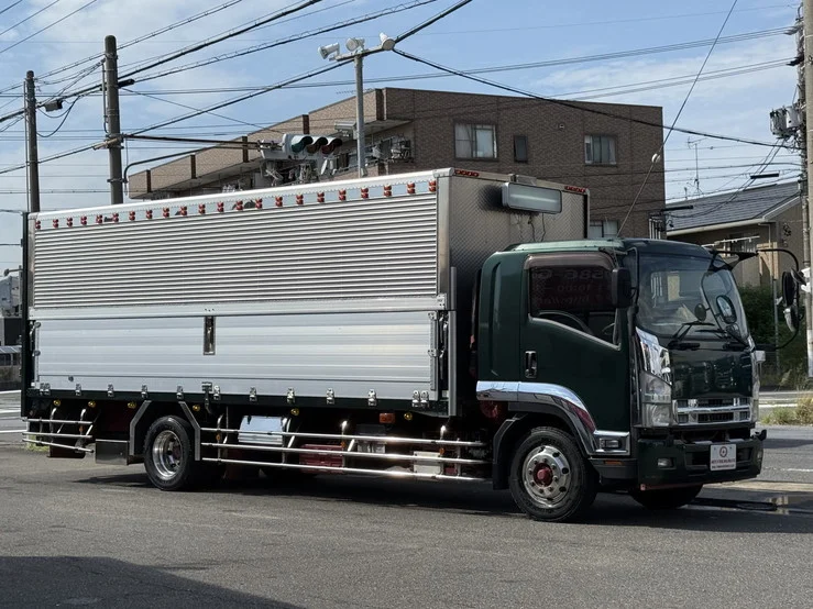 車両画像 8: 令和8年(2026)：いすゞ：フォワード：アルミウィング