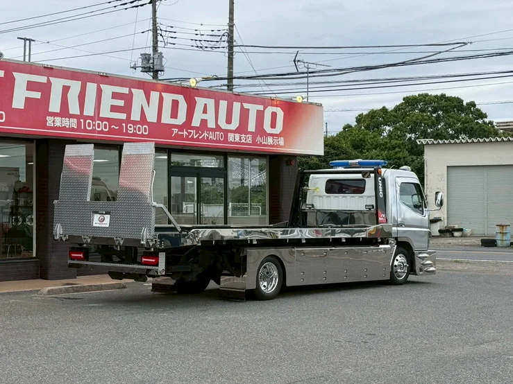 車両画像 6: 平成23年(2011)：三菱ふそう：ブルーテックキャンター：積載車