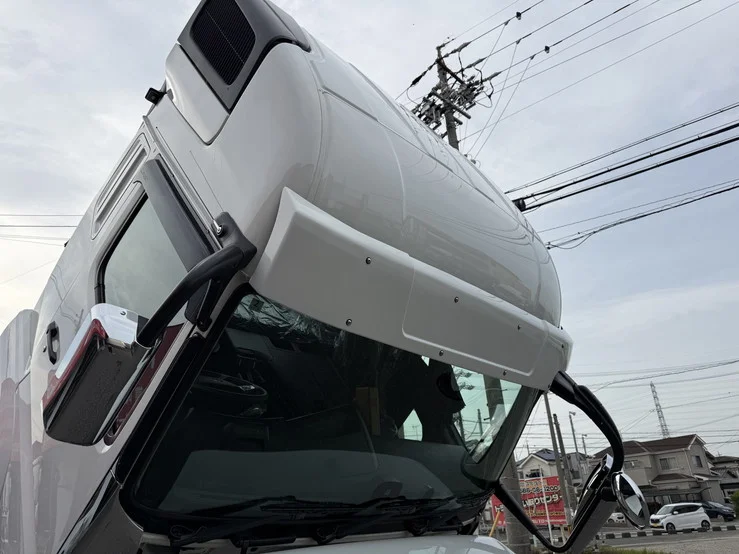 車両画像 33: 令和8年(2026)：三菱ふそう：24スーパーグレート：トレーラーヘッド