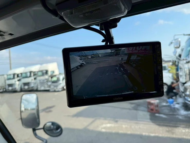車両画像 26: 令和2年(2020)：いすゞ：エルフ：冷凍バン