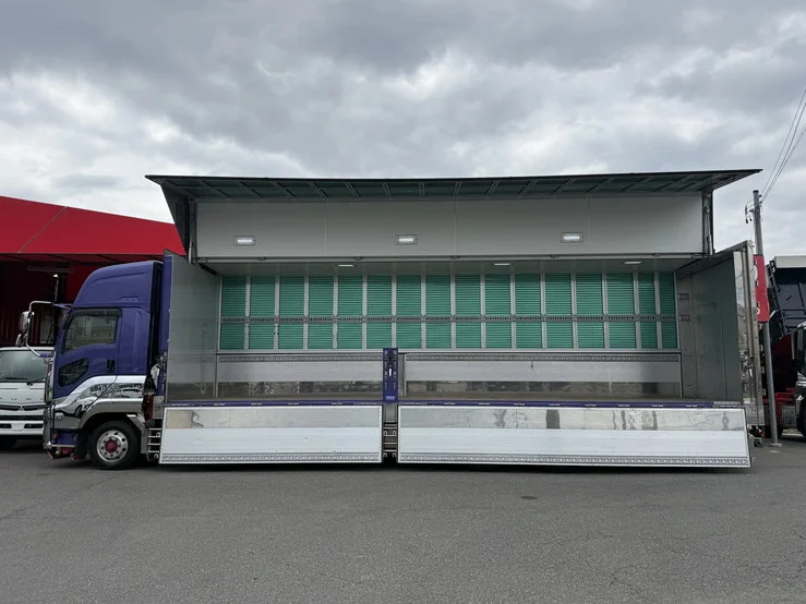 車両画像 9: 令和3年(2021)：いすゞ：ギガ：アルミウィング