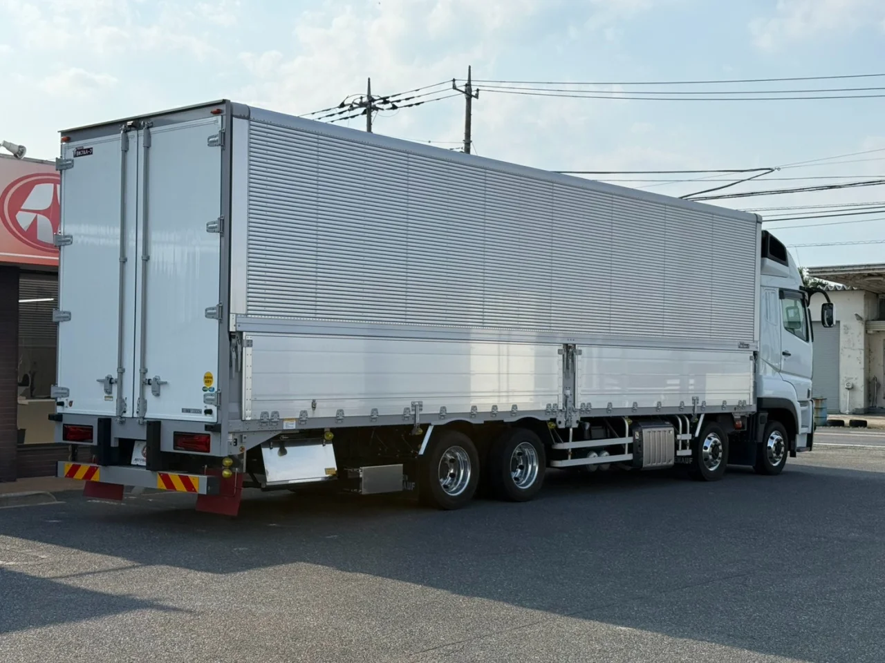 車両画像 8: 令和7年(2025)：三菱ふそう：24スーパーグレート：アルミウィング