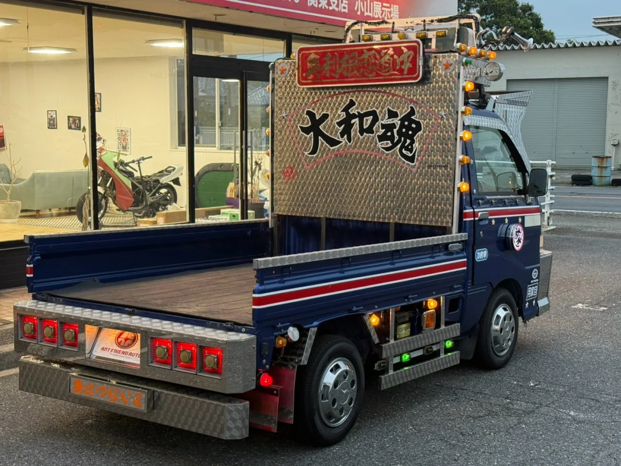 車両画像 29: 平成26年(2014)：ダイハツ：ハイゼット：平ボディ