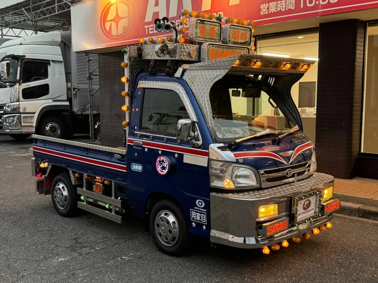 車両画像 31: 平成26年(2014)：ダイハツ：ハイゼット：平ボディ