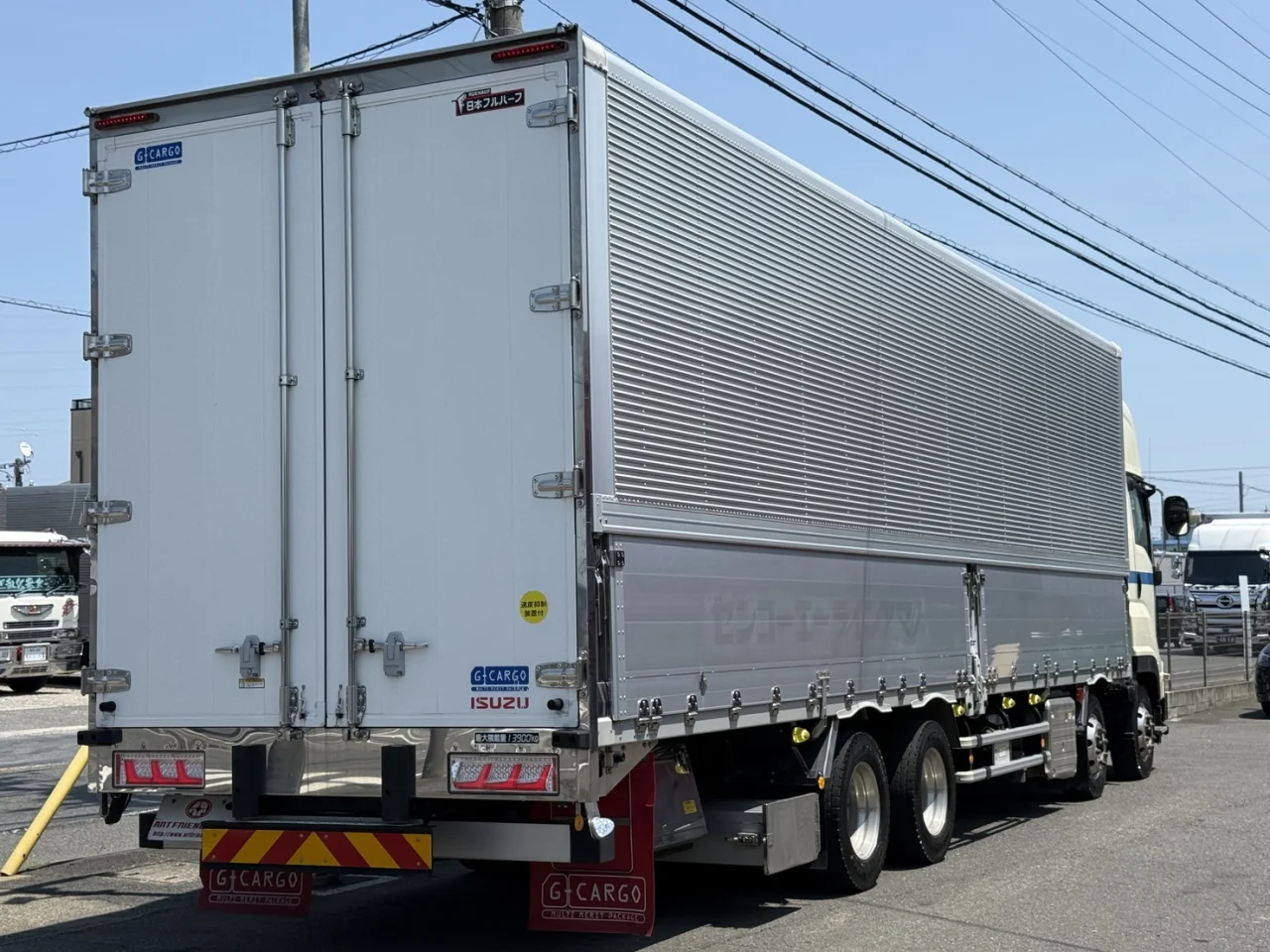 車両画像 6: 令和4年(2022)：いすゞ：ギガ：アルミウィング