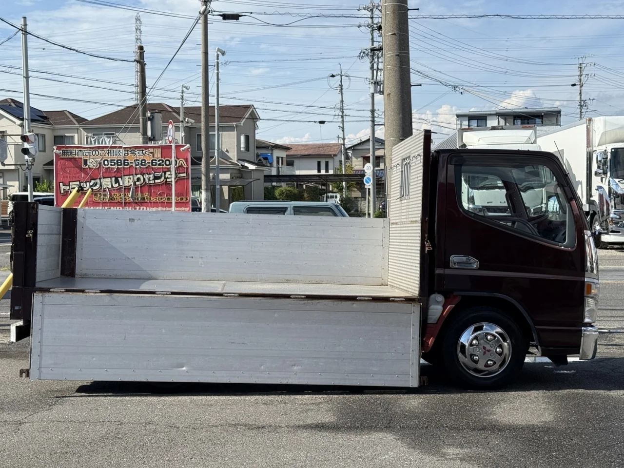 車両画像 11: 令和8年(2026)：三菱ふそう：キャンター：平ボデー