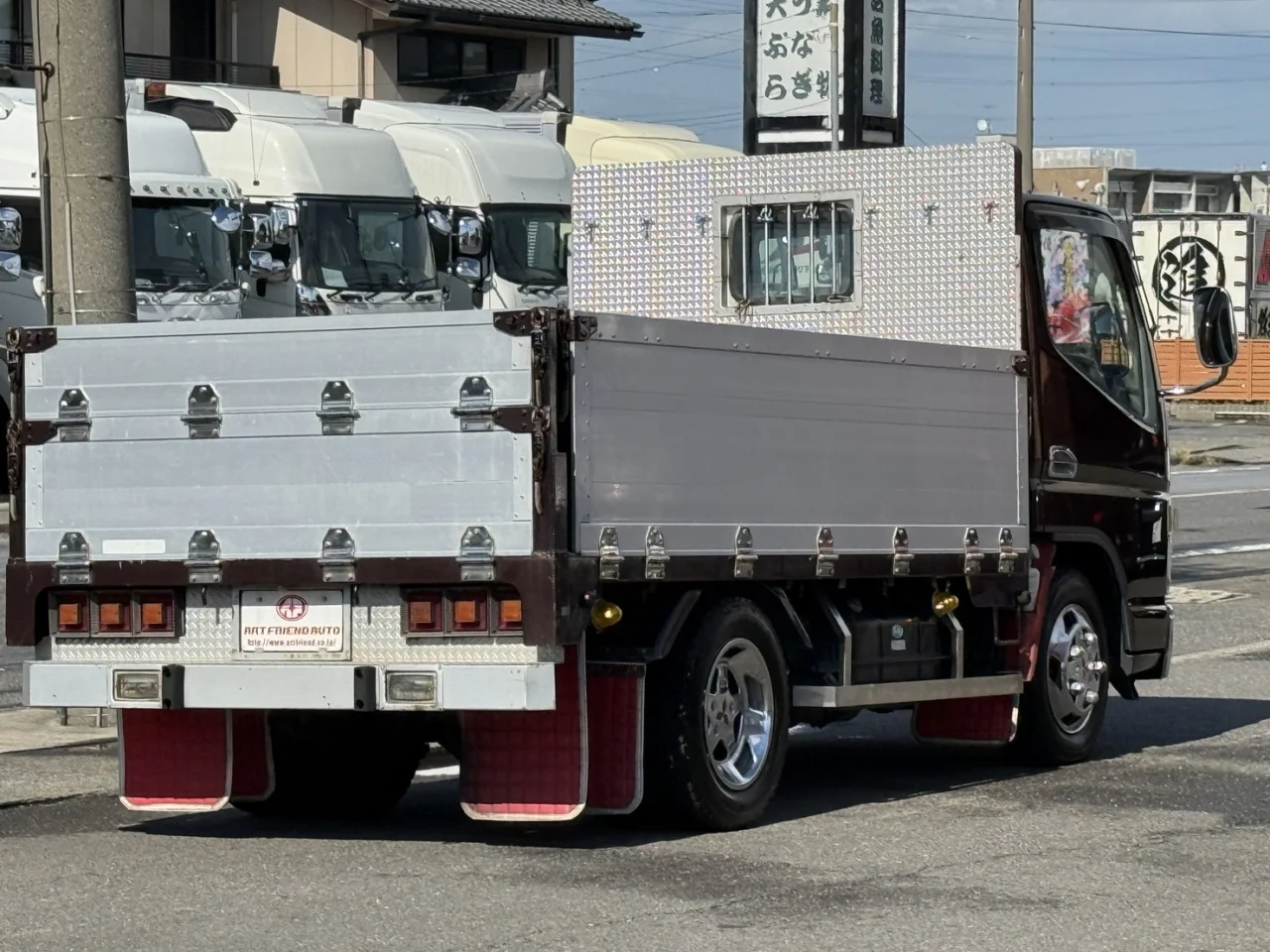 車両画像 6: 令和8年(2026)：三菱ふそう：キャンター：平ボデー