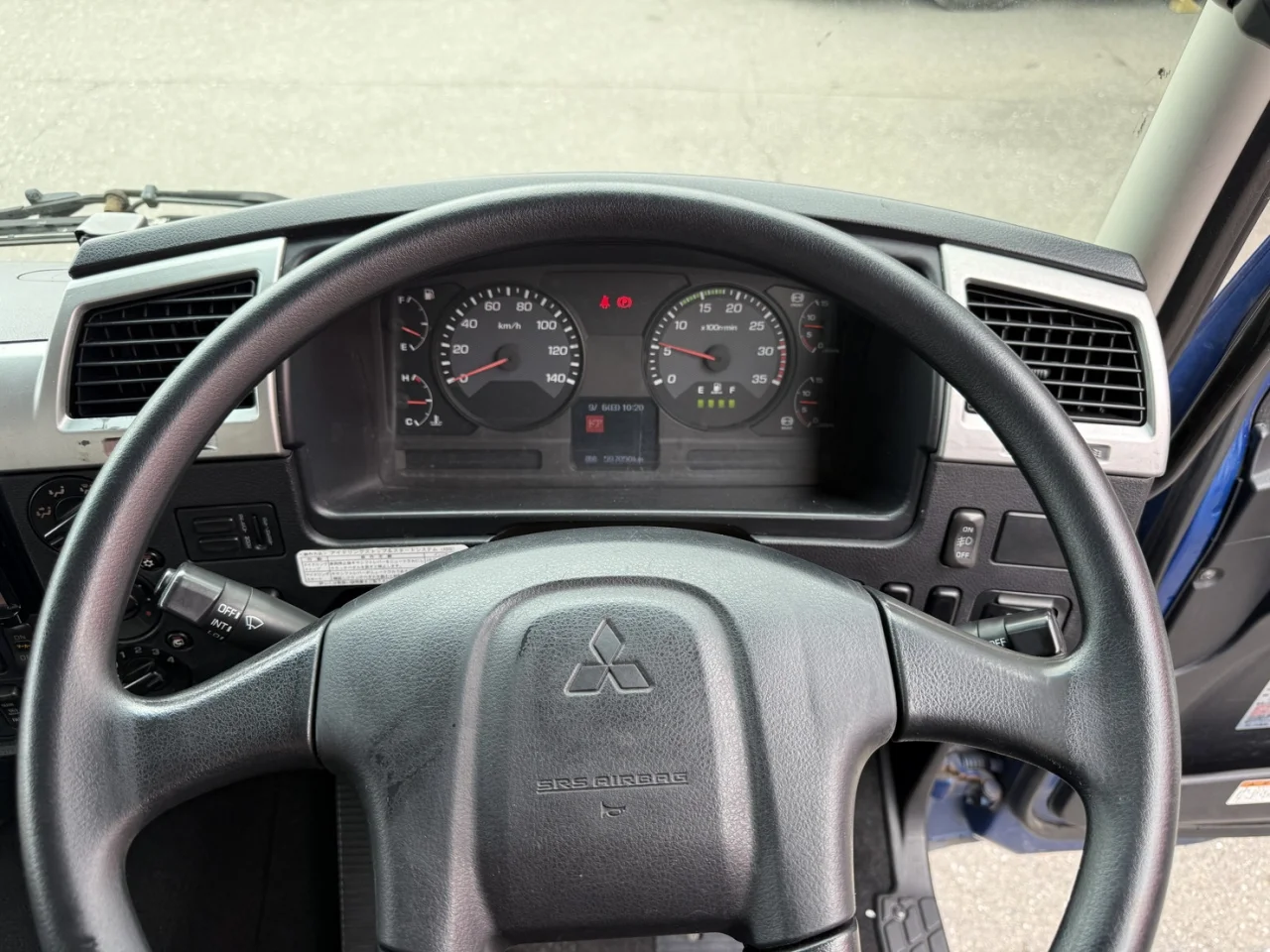 車両画像 26: 平成30年(2018)：三菱ふそう：ファイター：アルミウィング