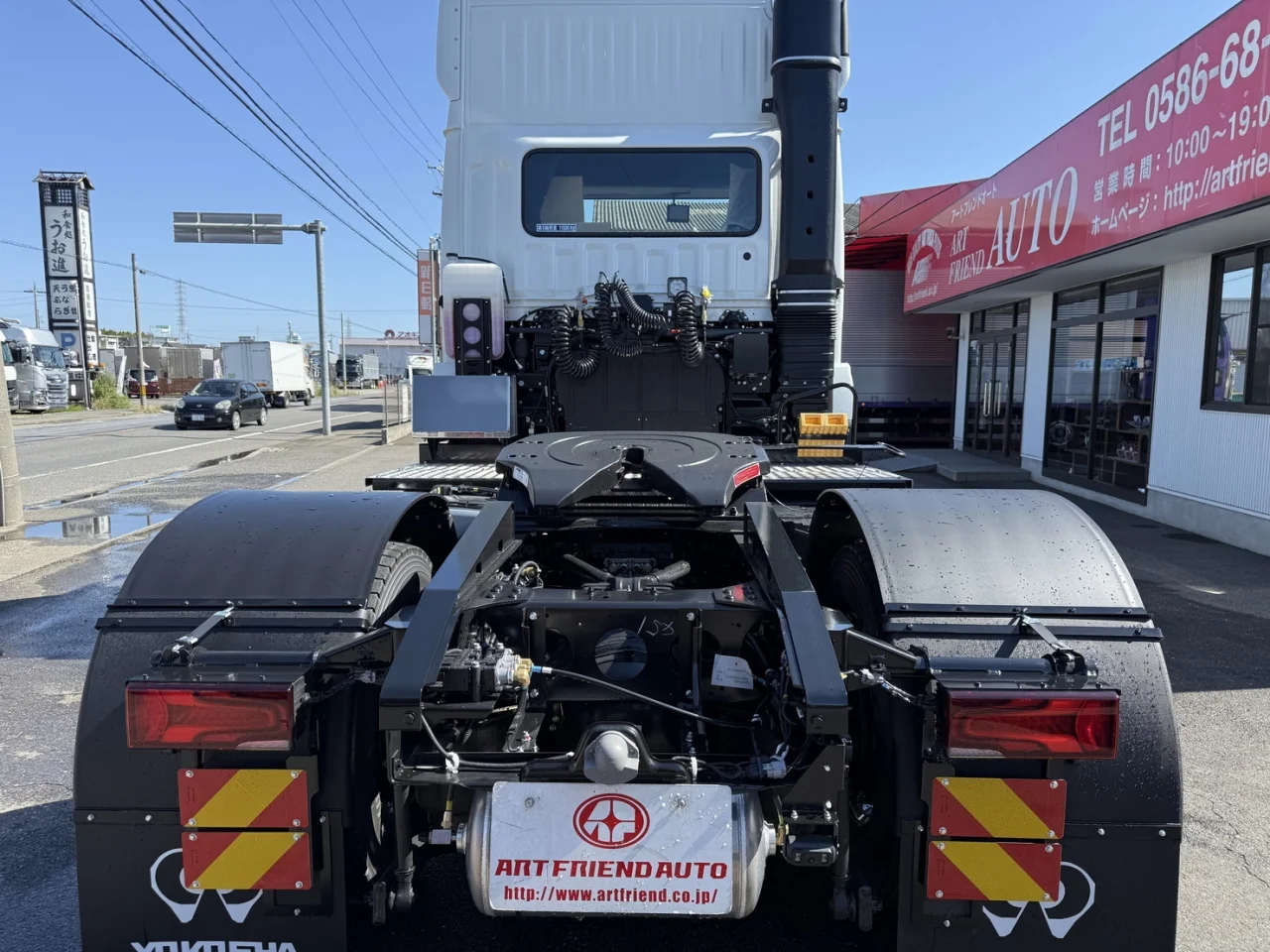 車両画像 15: 令和7年(2025)：三菱ふそう：24スーパーグレート：トレーラーヘッド