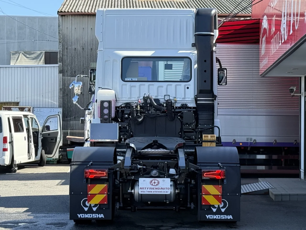 車両画像 5: 令和7年(2025)：三菱ふそう：24スーパーグレート：トレーラーヘッド