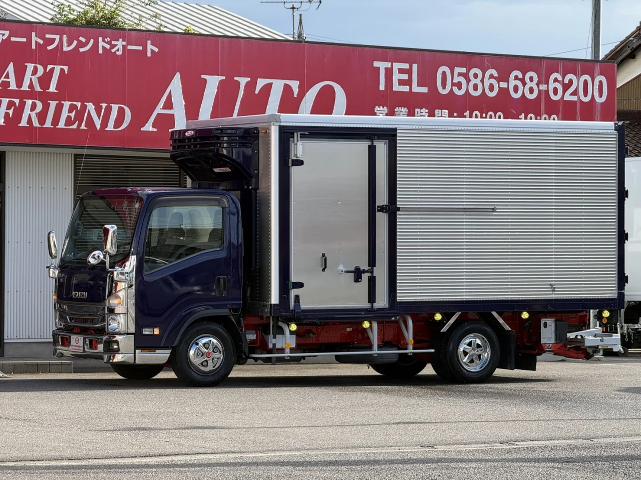 車両画像 1: 令和2年(2020)：いすゞ：エルフ：冷凍バン